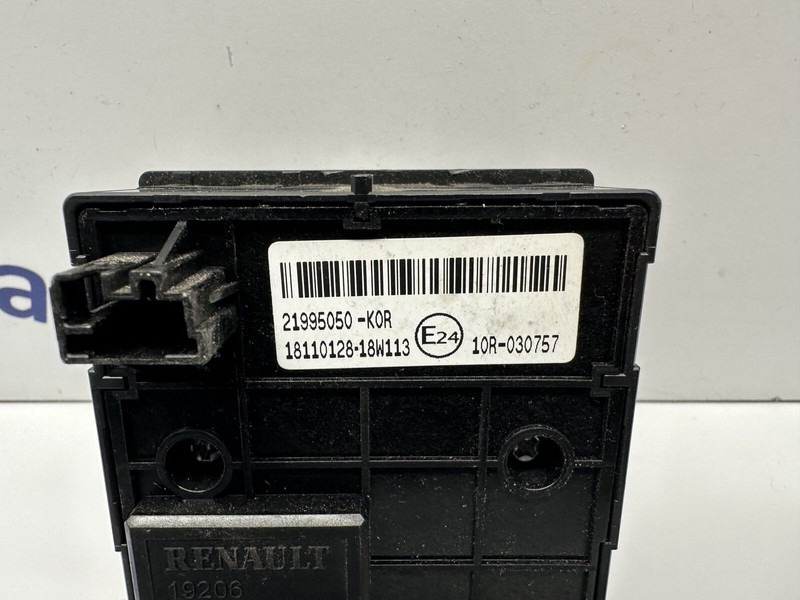 Renault lights switch - 仪表板 适用于 卡车:图3 Renault lights switch - 仪表板 适用于 卡车:图3