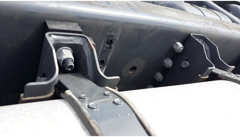 Scania R - 燃料箱 适用于 卡车:图5 Scania R - 燃料箱 适用于 卡车:图5