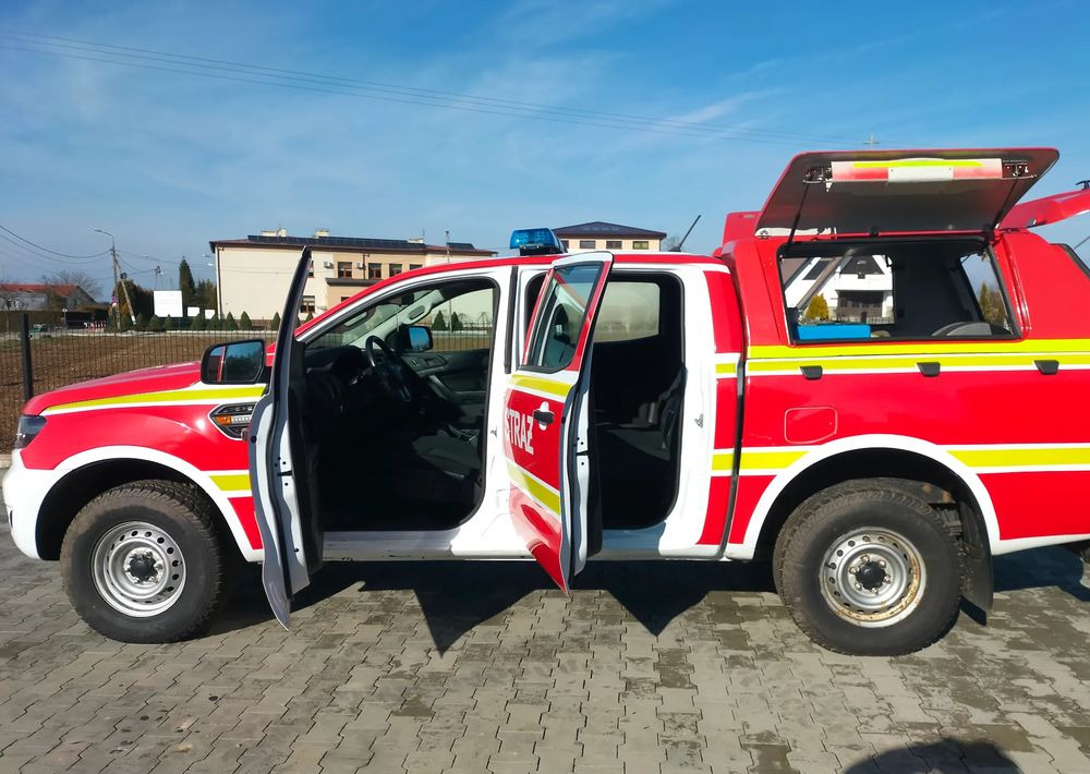 Ford Ranger 4x4 2.0 TDCI Straż strażacki pożarniczy ratowniczy pickup (Amarok, Navara, L200, Hilux) - 皮卡车:图3 Ford Ranger 4x4 2.0 TDCI Straż strażacki pożarniczy ratowniczy pickup (Amarok, Navara, L200, Hilux) - 皮卡车:图3