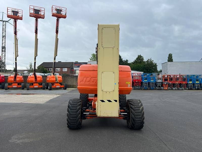 JLG 800AJ diesel 4x4 26m (1787) - 铰接臂:图4 JLG 800AJ diesel 4x4 26m (1787) - 铰接臂:图4