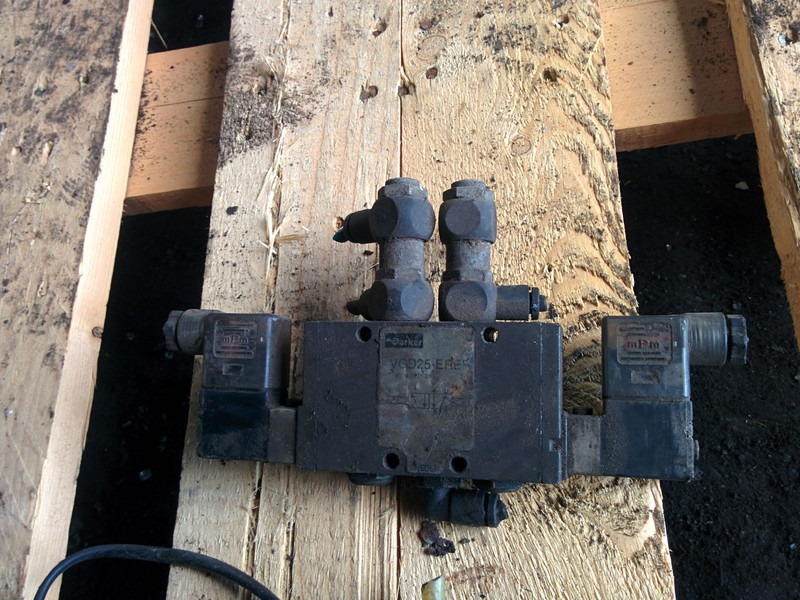 Bosch Открытия Двери - 发动机及其零件:图2 Bosch Открытия Двери - 发动机及其零件:图2