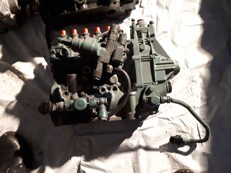 MAN . 0402746967. 0402736883. 0402946023. 034 - 燃料泵:图1 MAN . 0402746967. 0402736883. 0402946023. 034 - 燃料泵:图1