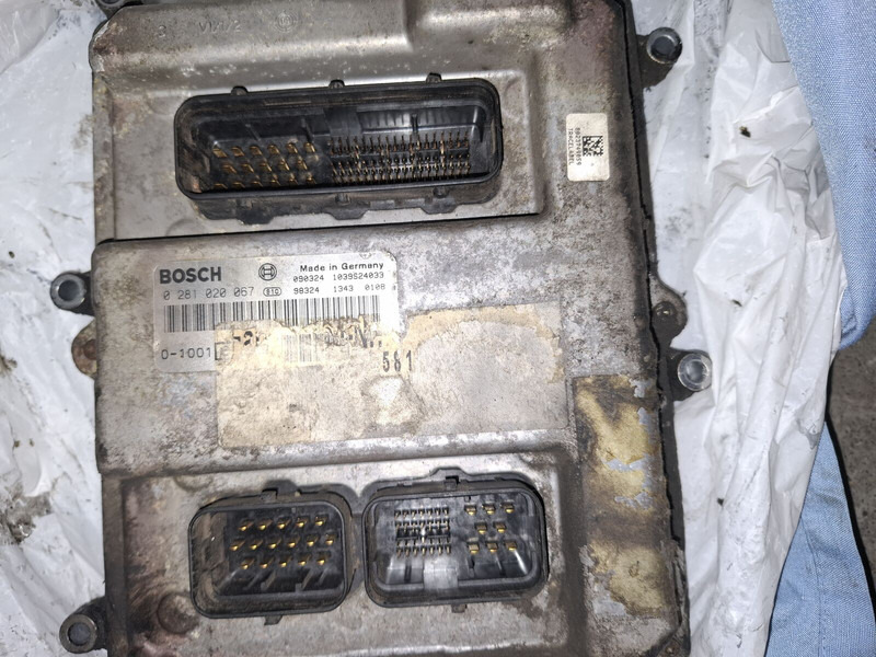 MAN BOSCH 0281001521. 0261200173 \ 020600009 - ECU:图1 MAN BOSCH 0281001521. 0261200173 \ 020600009 - ECU:图1