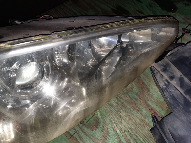 MAN . Скания . Вольво. Неоплан. - 前照灯:图5 MAN . Скания . Вольво. Неоплан. - 前照灯:图5