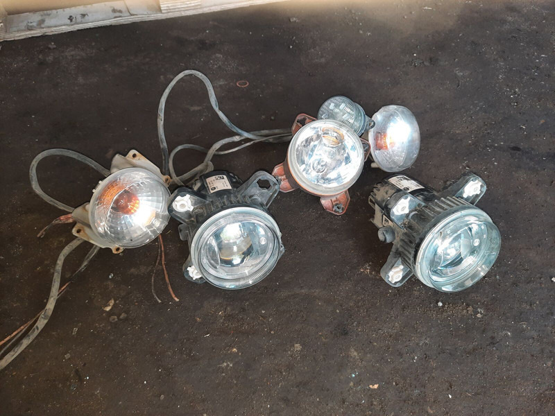 MAN . Скания . Вольво. Неоплан. - 前照灯:图2 MAN . Скания . Вольво. Неоплан. - 前照灯:图2