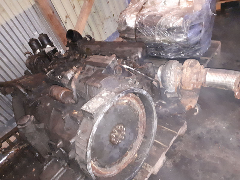 Mercedes-Benz OM 457hla - 发动机:图4 Mercedes-Benz OM 457hla - 发动机:图4