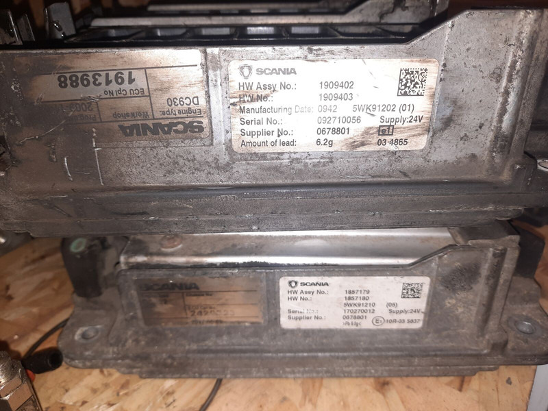 Scania Control Unit Optikruise 1404685 . 1434153 - ECU:图1 Scania Control Unit Optikruise 1404685 . 1434153 - ECU:图1