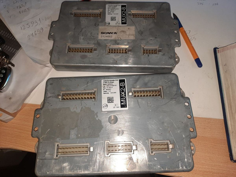 Scania MUX2-B MUX2-M.MUX2-B+/ ZR2-BS/ ZR2-BD - ECU:图2 Scania MUX2-B MUX2-M.MUX2-B+/ ZR2-BS/ ZR2-BD - ECU:图2