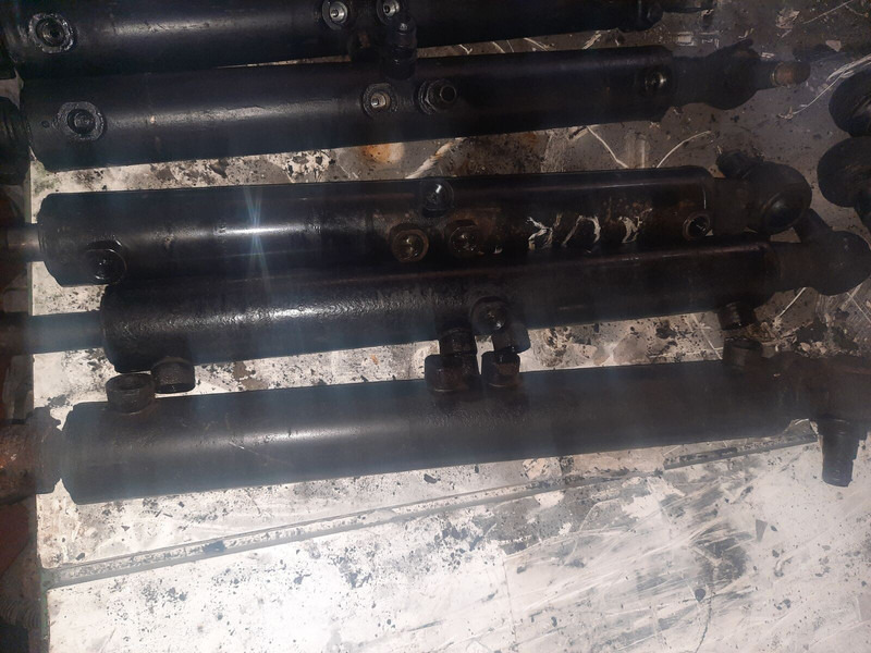 Scania цилиндр гидралический - 转向系统:图3 Scania цилиндр гидралический - 转向系统:图3