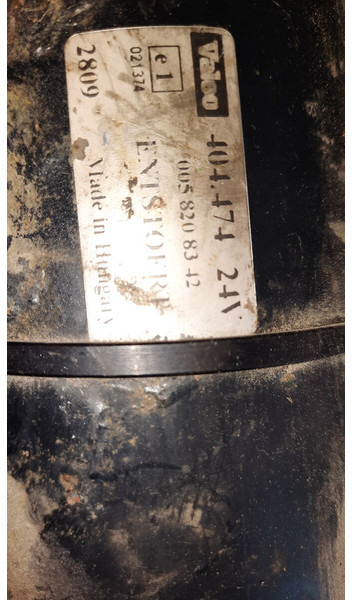 Setra BOSCH 039044245 - 雨刮器:图5 Setra BOSCH 039044245 - 雨刮器:图5