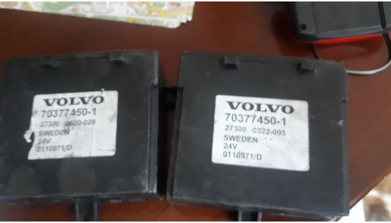 Volvo 20503188-P04.3195082-2 R03 - ECU:图3 Volvo 20503188-P04.3195082-2 R03 - ECU:图3