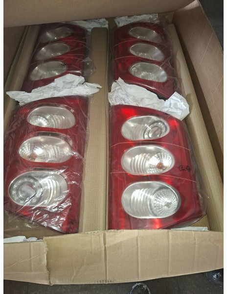 Volvo B12-9700 - 灯光/ 照明:图2 Volvo B12-9700 - 灯光/ 照明:图2