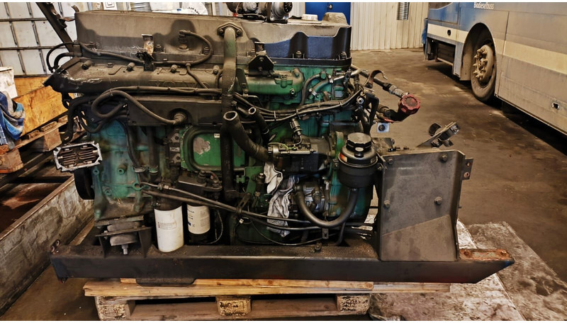 Volvo D9B380/ D9B-360 .G9A-300 D9B310. D9A.-340 - 发动机:图1 Volvo D9B380/ D9B-360 .G9A-300 D9B310. D9A.-340 - 发动机:图1