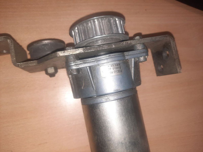 Volvo Сервомотор WP29E / ACP06120G1 - 电气系统:图3 Volvo Сервомотор WP29E / ACP06120G1 - 电气系统:图3