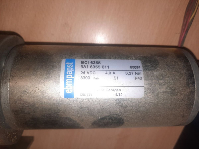 Volvo Сервомотор WP29E / ACP06120G1 - 电气系统:图4 Volvo Сервомотор WP29E / ACP06120G1 - 电气系统:图4