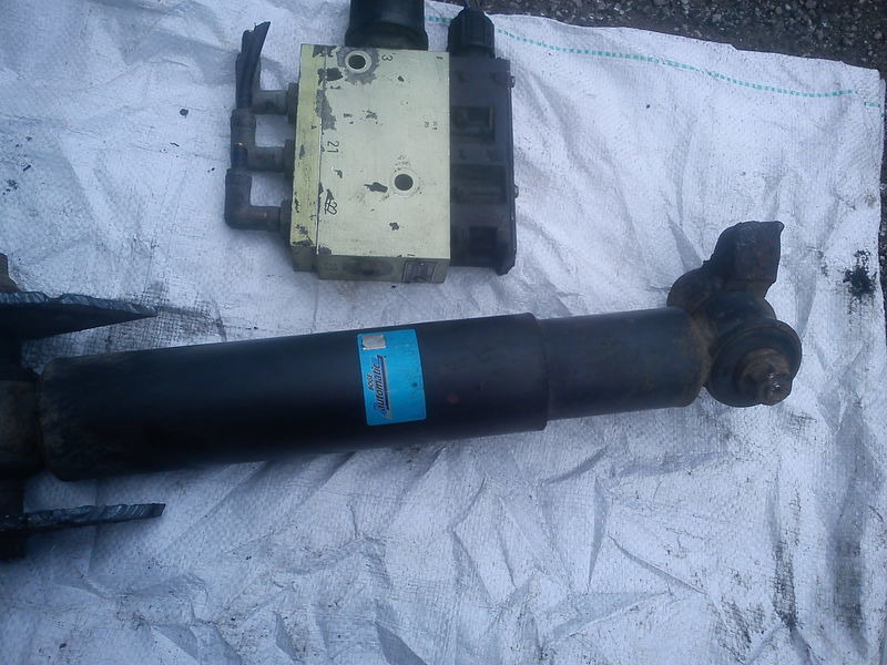 Volvo Уронем пола 0501100014. 28. 29. 35. 40. - ECU:图3 Volvo Уронем пола 0501100014. 28. 29. 35. 40. - ECU:图3