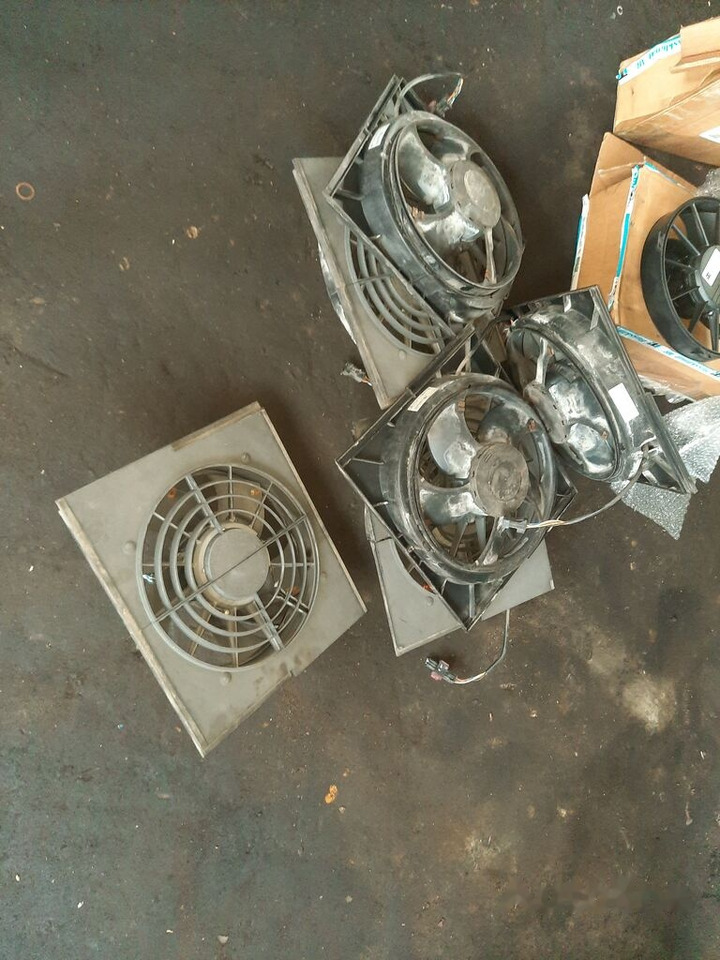 Volvo maslyanyy motor ventilyatora SAUER DANFOSS C19.2L00888\174 Scania Omni Siti - Link/ Volvo B12 / b 10. - 风扇 适用于 巴士:图2 Volvo maslyanyy motor ventilyatora SAUER DANFOSS C19.2L00888\174 Scania Omni Siti - Link/ Volvo B12 / b 10. - 风扇 适用于 巴士:图2