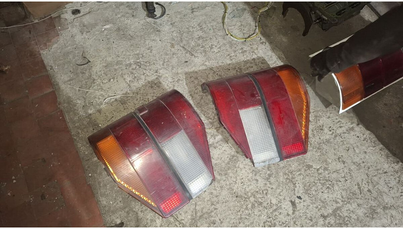 Volvo - 转向灯:图1 Volvo - 转向灯:图1