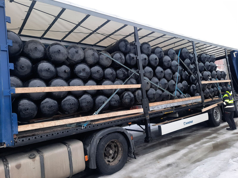 Volvo - 燃料箱:图4 Volvo - 燃料箱:图4