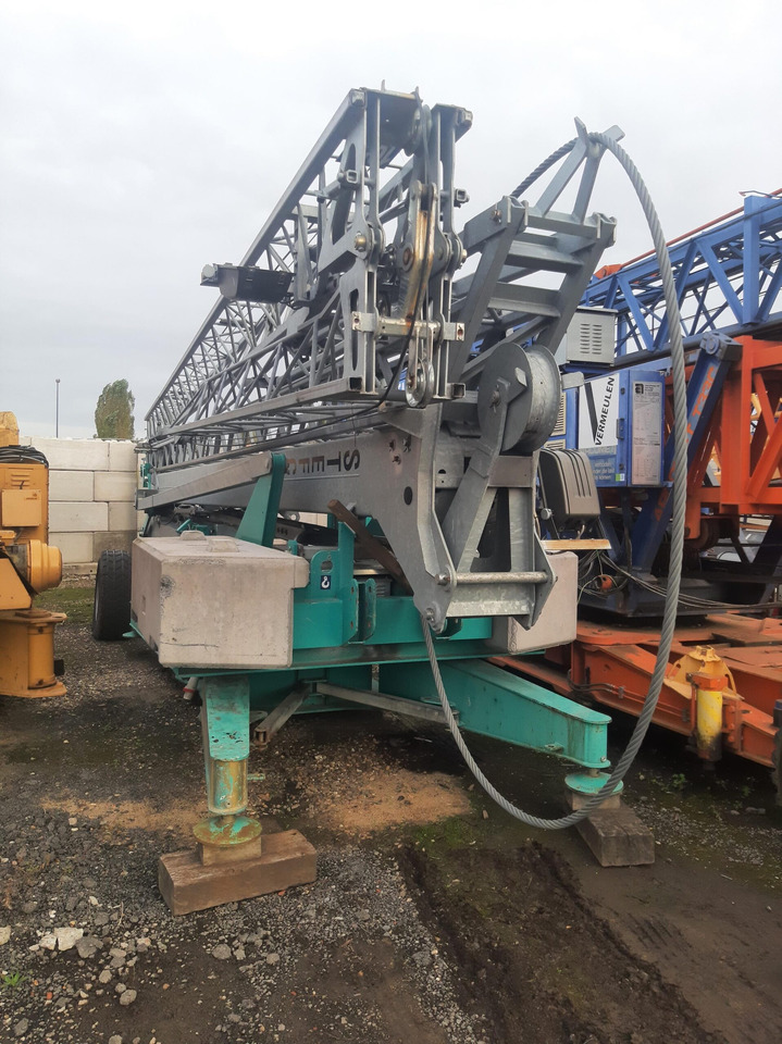 Cattaneo CM 82S4 - 快速架设起重机:图1 Cattaneo CM 82S4 - 快速架设起重机:图1