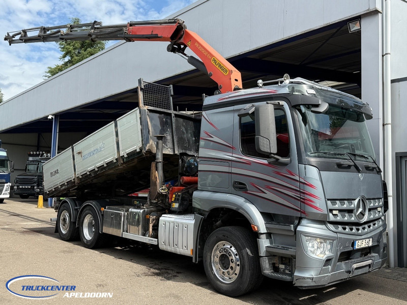 Mercedes-Benz Arocs 2635 Palfinger PK 22002, Stuuras, Euro 6 - 翻斗车, 起重车:图1 Mercedes-Benz Arocs 2635 Palfinger PK 22002, Stuuras, Euro 6 - 翻斗车, 起重车:图1