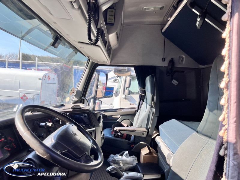 Volvo FH 440 HIAB 800 E4, 8x2 - 栏板式/ 平板卡车, 起重车:图5 Volvo FH 440 HIAB 800 E4, 8x2 - 栏板式/ 平板卡车, 起重车:图5
