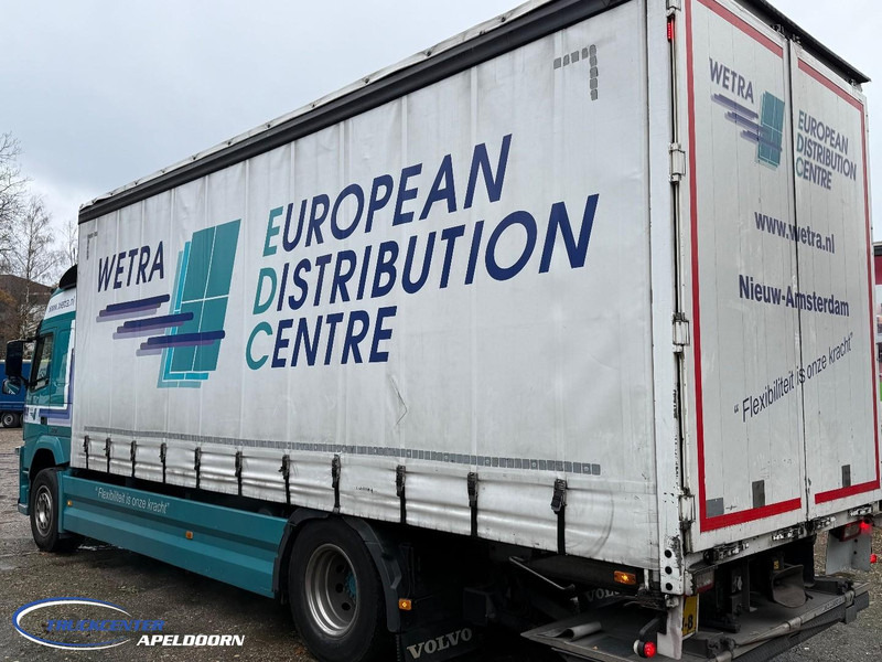 Volvo FM Schuifdak, Laadklep, Globetrotter - 侧帘卡车:图4 Volvo FM Schuifdak, Laadklep, Globetrotter - 侧帘卡车:图4