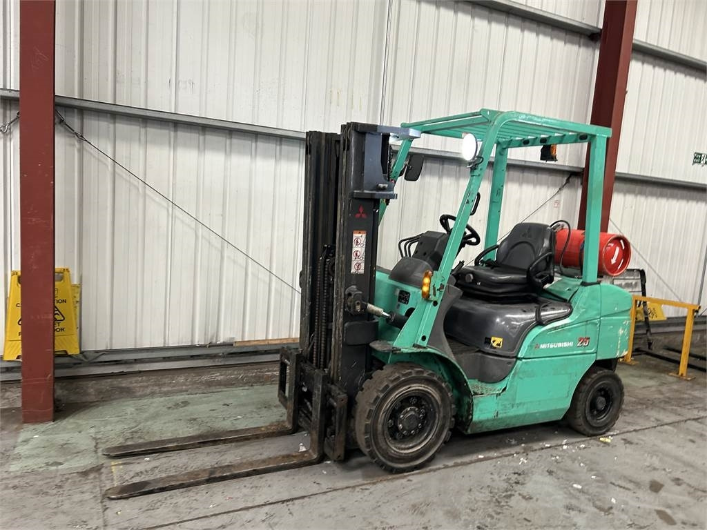 Mitsubishi FG25NT - 液化石油气叉车:图2 Mitsubishi FG25NT - 液化石油气叉车:图2