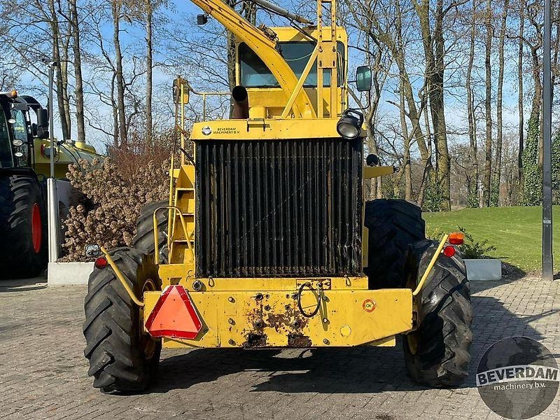 New Holland 2305 - 农业机械:图4 New Holland 2305 - 农业机械:图4
