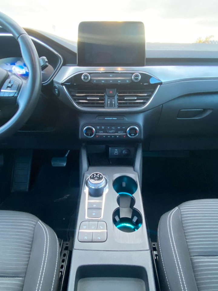 Ford Kuga Titanium 4X4 AWD - 越野车:图5 Ford Kuga Titanium 4X4 AWD - 越野车:图5