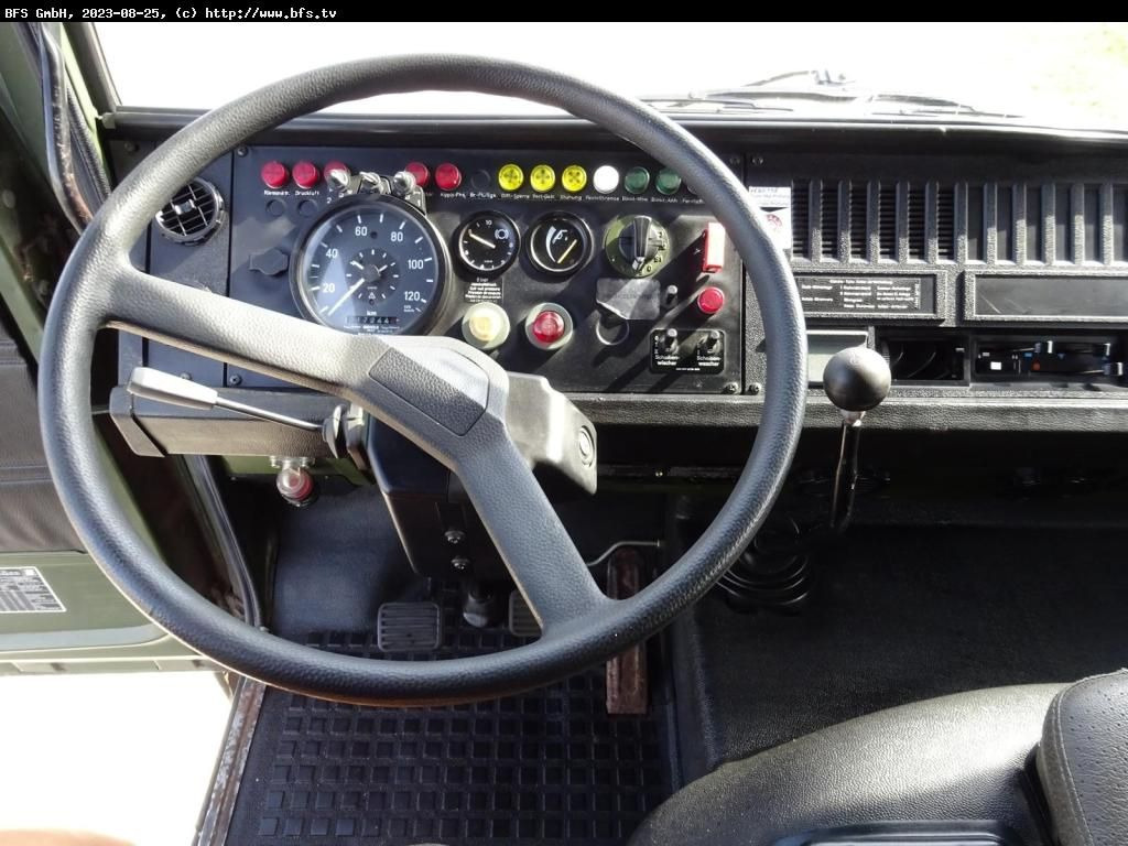 Iveco Magirus 110-17 AW oldtimerfähig - 侧帘卡车:图3 Iveco Magirus 110-17 AW oldtimerfähig - 侧帘卡车:图3