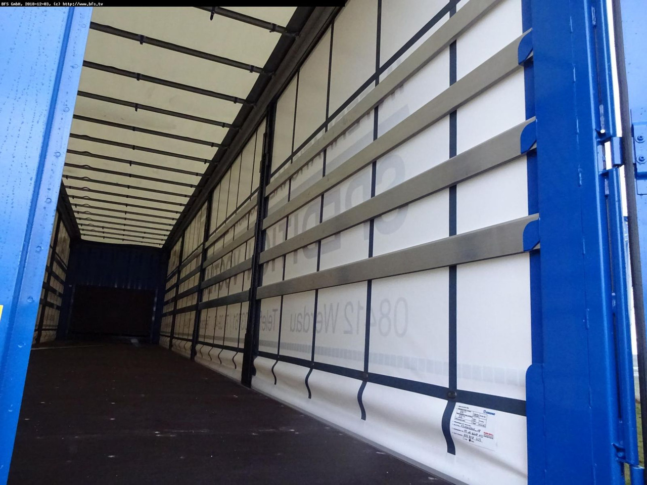 Krone Sattelauflieger SDP 27 eLB4-CS Krone, Schiebever - 侧帘半拖车:图4 Krone Sattelauflieger SDP 27 eLB4-CS Krone, Schiebever - 侧帘半拖车:图4