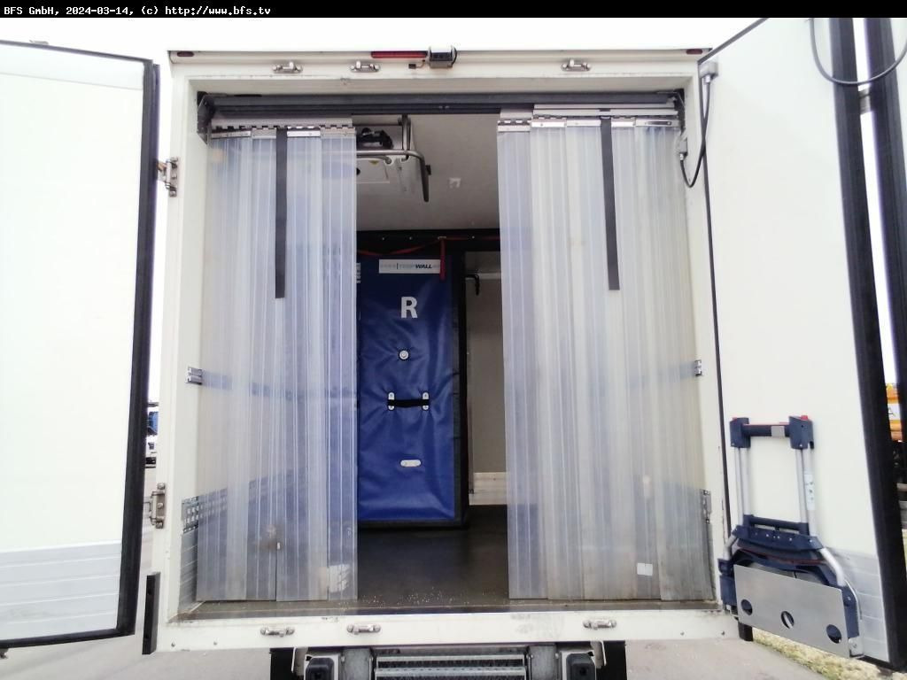 MAN TGE 3.140 4x2 F SB Bi-Temp Kühlkoffer, Carrier P MAN TGE 3.140 4x2 F SB Bi-Temp Kühlkoffer, Carrier P - 冷藏货车:图2 MAN TGE 3.140 4x2 F SB Bi-Temp Kühlkoffer, Carrier P MAN TGE 3.140 4x2 F SB Bi-Temp Kühlkoffer, Carrier P - 冷藏货车:图2