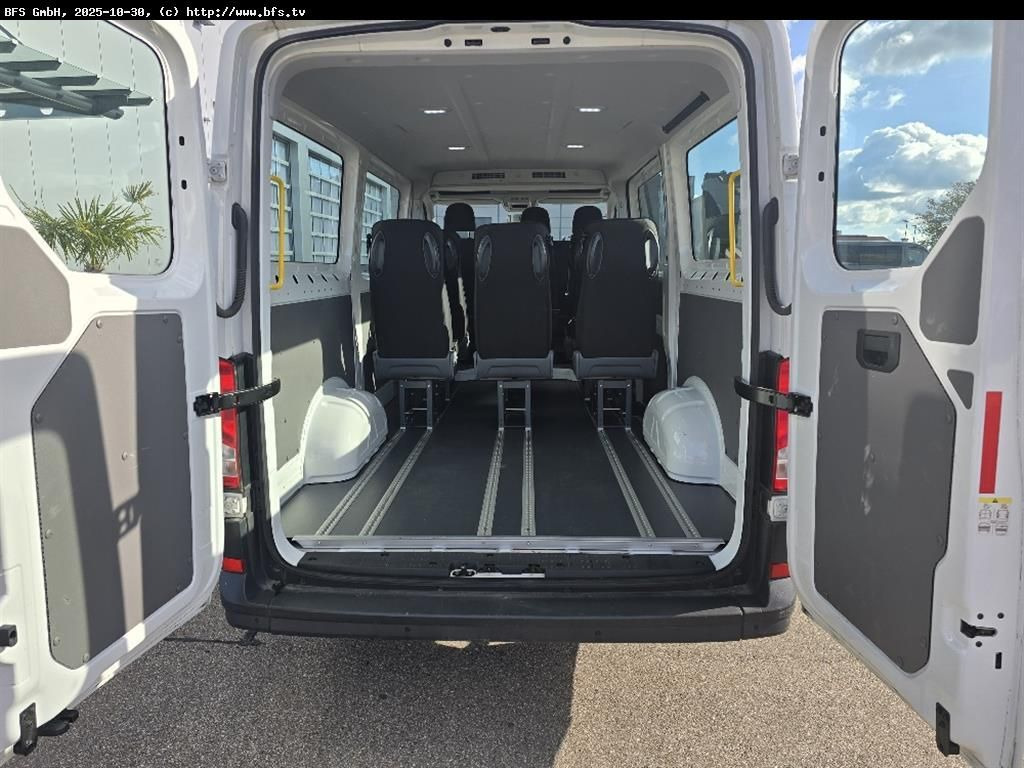 MAN TGE 3.140 4x2 F SB Kleinbus 9-Sitzer - 小型巴士, 小型客车:图3 MAN TGE 3.140 4x2 F SB Kleinbus 9-Sitzer - 小型巴士, 小型客车:图3