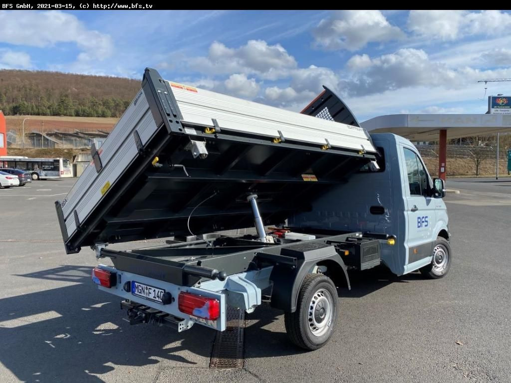 MAN TGE 3.180 4x2 F SB Dreiseitenkipper - 翻斗货车:图3 MAN TGE 3.180 4x2 F SB Dreiseitenkipper - 翻斗货车:图3