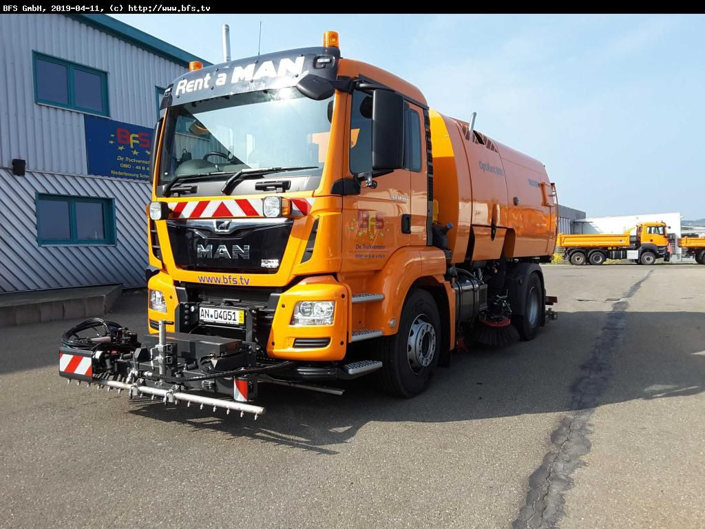 MAN TGS 18.360 4X2 LL Bucher OF 8000 RS beids. WK HD - 道路清扫机:图1 MAN TGS 18.360 4X2 LL Bucher OF 8000 RS beids. WK HD - 道路清扫机:图1