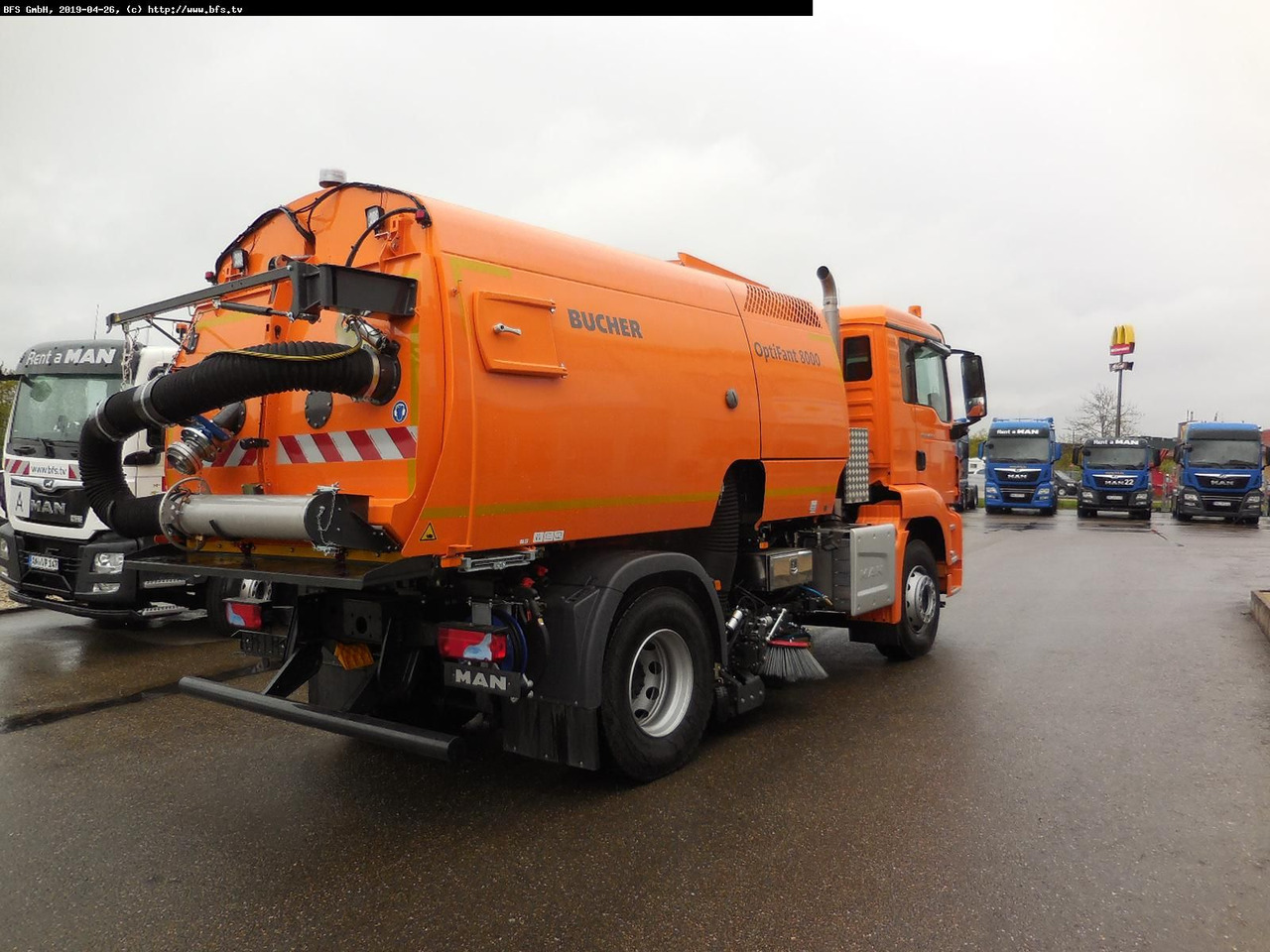 MAN TGS 18.420 4X2 BL Bucher OF 8000 TWIN beidseitig - 道路清扫机:图2 MAN TGS 18.420 4X2 BL Bucher OF 8000 TWIN beidseitig - 道路清扫机:图2