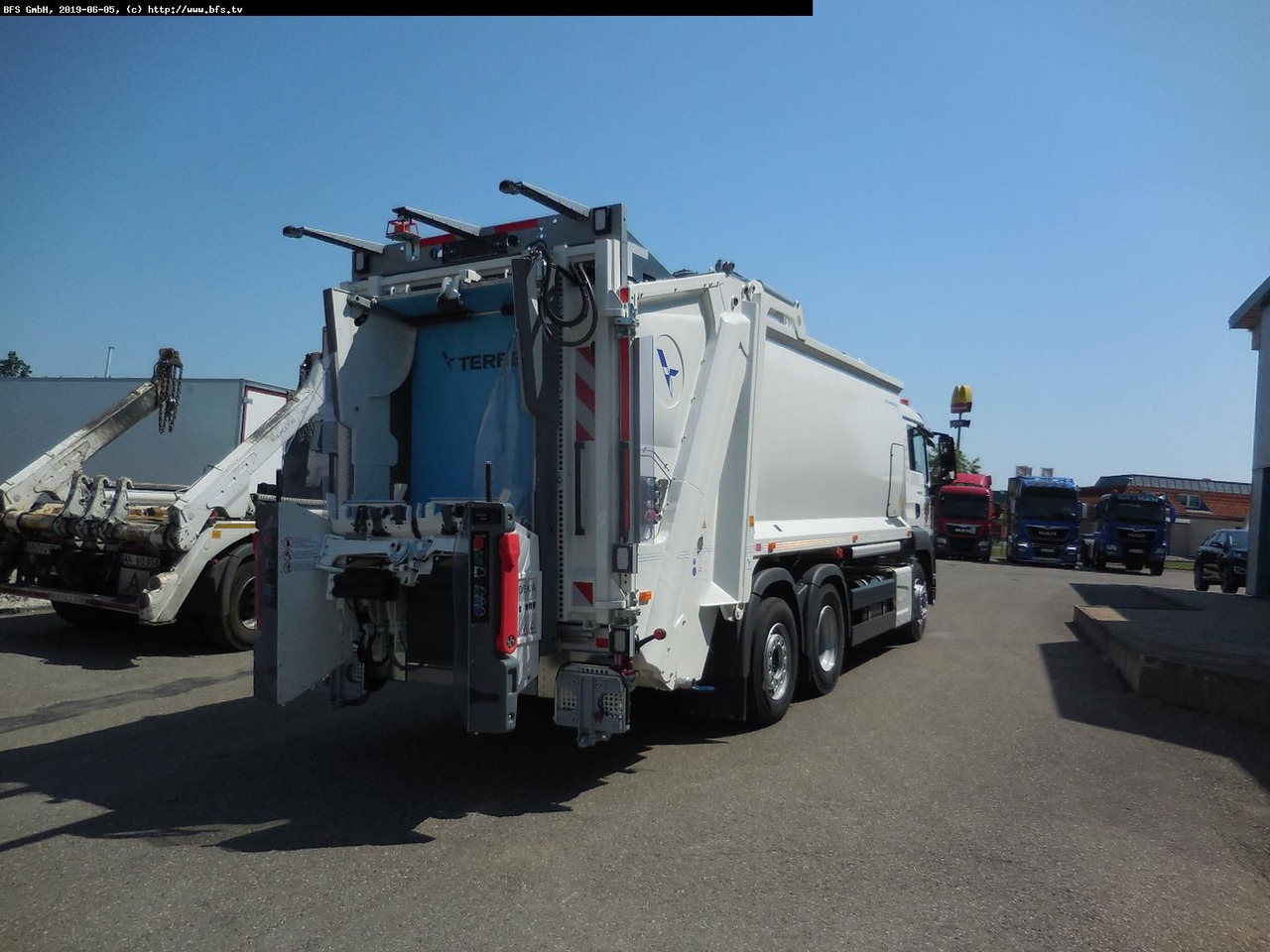 MAN TGS 28.320 6x2-4 BL HS HL Olympus 21 - Omni-DEKA - 垃圾车:图2 MAN TGS 28.320 6x2-4 BL HS HL Olympus 21 - Omni-DEKA - 垃圾车:图2
