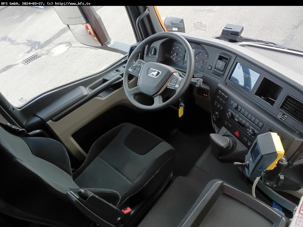 MAN TGS (TG3) 28.510 6x4-4 BL CH WiDi Fassi 15mt - 翻斗车:图4 MAN TGS (TG3) 28.510 6x4-4 BL CH WiDi Fassi 15mt - 翻斗车:图4