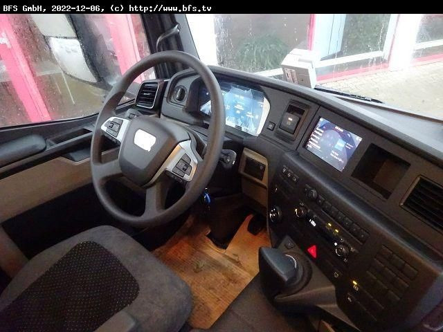 MAN TGS (TG3) 33.470 6x6 H BL 6x6H - 翻斗车:图4 MAN TGS (TG3) 33.470 6x6 H BL 6x6H - 翻斗车:图4