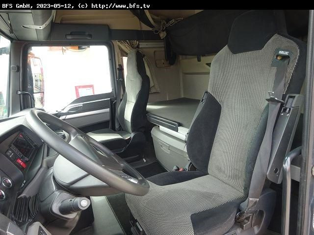 MAN TGX 26.510 6x4 BL Kurzholz, Sicherheitspaket Plu - 木材运输车:图4 MAN TGX 26.510 6x4 BL Kurzholz, Sicherheitspaket Plu - 木材运输车:图4