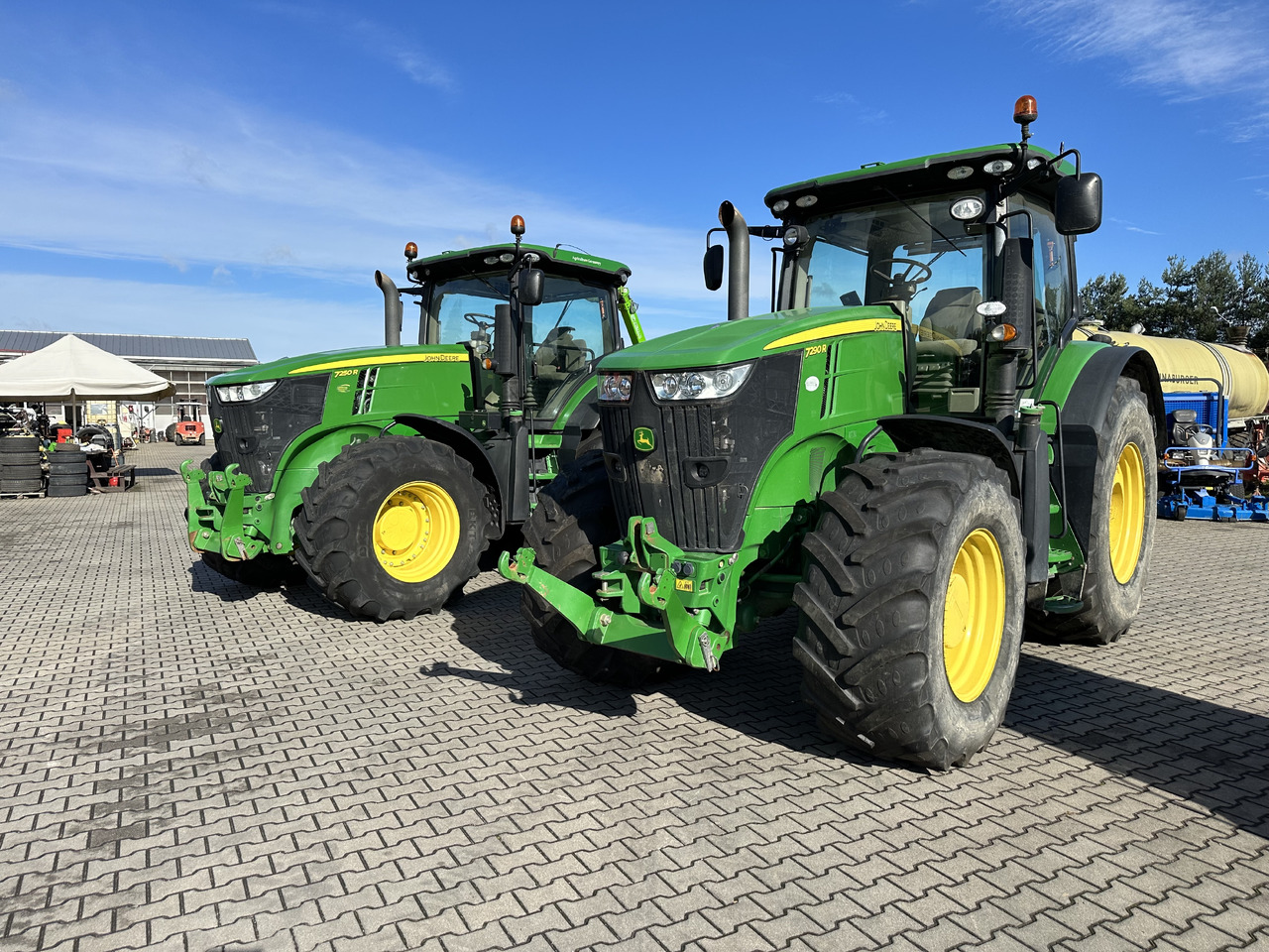 John Deere 7290R AutoPower 55 km/h ABS 310 PS GPS - 拖拉机:图1 John Deere 7290R AutoPower 55 km/h ABS 310 PS GPS - 拖拉机:图1