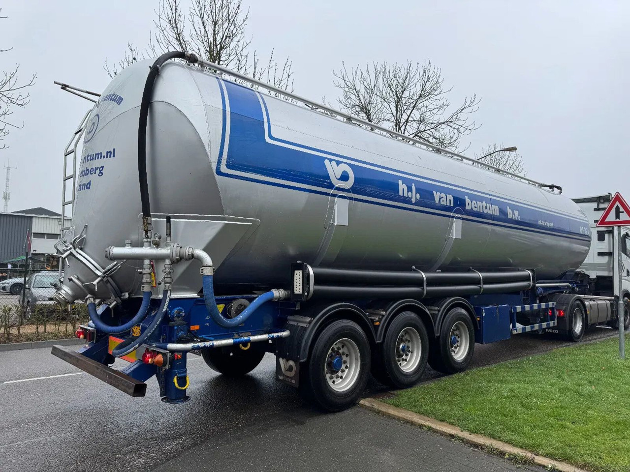 Atcomex 10 UNITS - 3 AXLE KIPPER BULK 1 COMP. 60 - 筒仓拖车:图4 Atcomex 10 UNITS - 3 AXLE KIPPER BULK 1 COMP. 60 - 筒仓拖车:图4