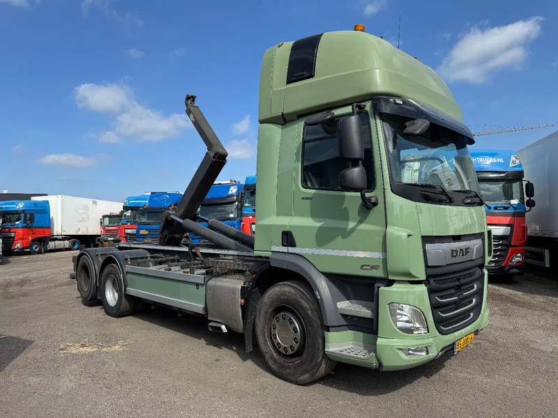 DAF CF 450 6X2 EURO 6 VDL 21T HOOK LIFTING AXLE - 吊钩升降车:图5 DAF CF 450 6X2 EURO 6 VDL 21T HOOK LIFTING AXLE - 吊钩升降车:图5
