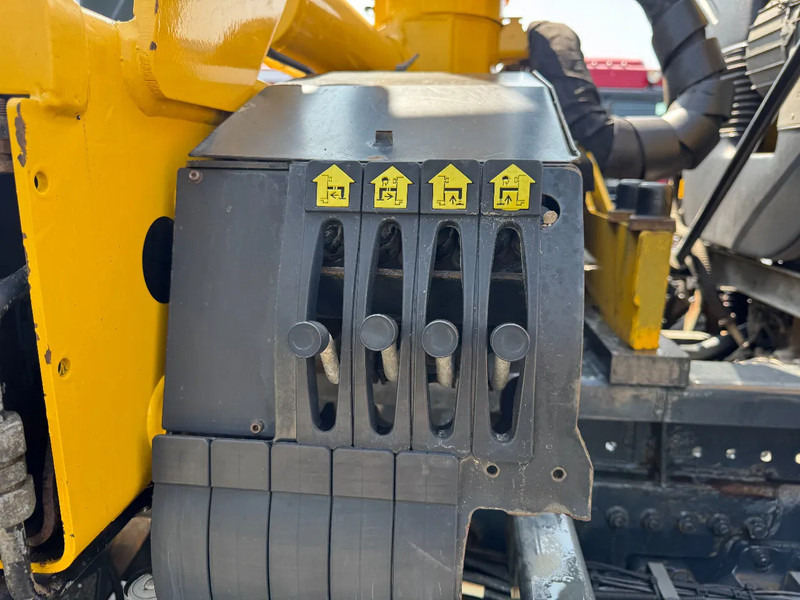 吊钩升降车, 起重车 DAF CF 85.410 6X4 - EURO 5 + PALFINGER PK15500 + REMOTE + PALFINGER HOOK:图8 吊钩升降车, 起重车 DAF CF 85.410 6X4 - EURO 5 + PALFINGER PK15500 + REMOTE + PALFINGER HOOK:图8