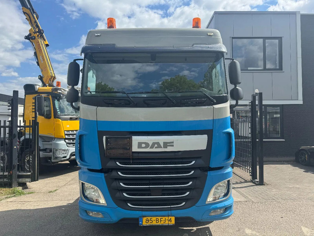 DAF XF 460 4X2 EURO 6 ADR TRS SYSTEM - 牵引车:图2 DAF XF 460 4X2 EURO 6 ADR TRS SYSTEM - 牵引车:图2
