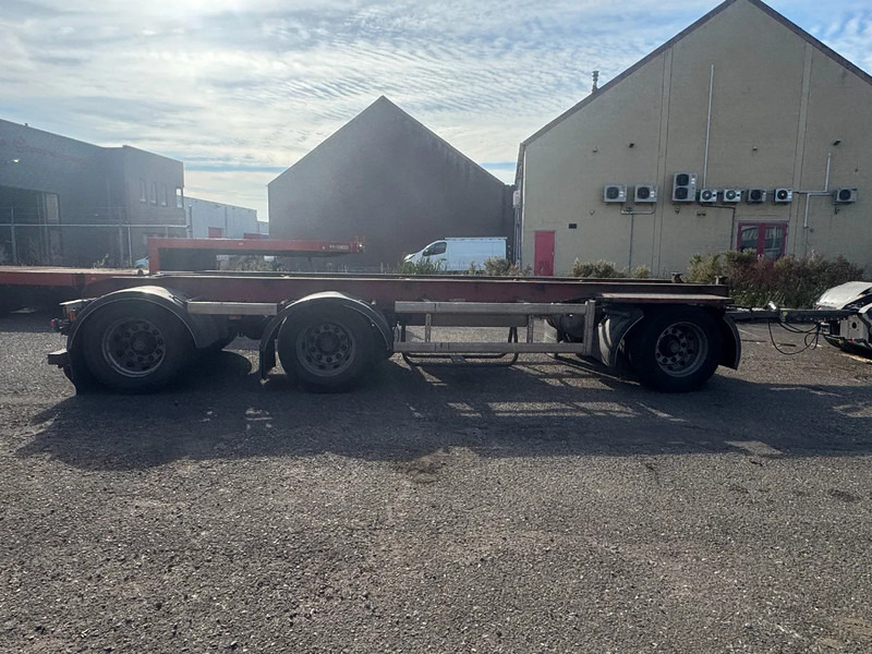 Floor FLA 3-101 3X BPW AXLE APK TÜV TILL 06-2026 - 集装箱运输车/ 可拆卸车身的拖车:图5 Floor FLA 3-101 3X BPW AXLE APK TÜV TILL 06-2026 - 集装箱运输车/ 可拆卸车身的拖车:图5