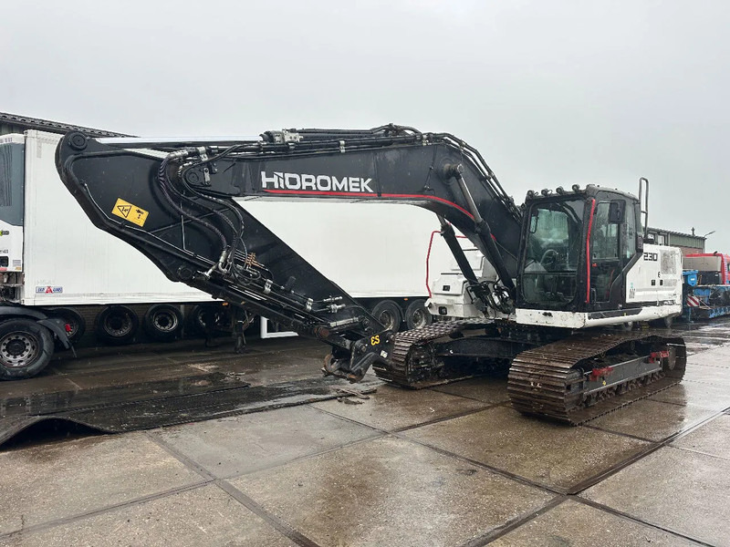 Hidromek HMK 230LC-4 CE, 700 MM PADS, CV, PIPED AUX PIPING,QH, AUTO LUBE, AC REVERSE CAMERA - 履带式挖掘机:图3 Hidromek HMK 230LC-4 CE, 700 MM PADS, CV, PIPED AUX PIPING,QH, AUTO LUBE, AC REVERSE CAMERA - 履带式挖掘机:图3