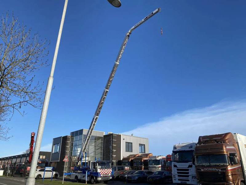 Iveco EuroCargo 90 E18 - EURO 5 + KLAAS ALU-KRAN 30 METER MET REMOTE - 起重车:图4 Iveco EuroCargo 90 E18 - EURO 5 + KLAAS ALU-KRAN 30 METER MET REMOTE - 起重车:图4