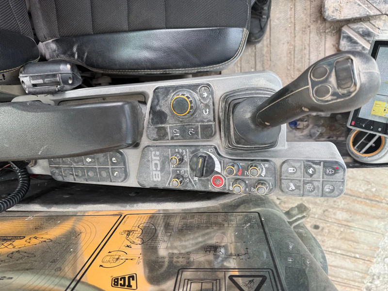 履带式挖掘机 JCB 220 XL 4F WITH BUCKET, SORTING GRAB WITH ROTATOR + €5000,-:图18 履带式挖掘机 JCB 220 XL 4F WITH BUCKET, SORTING GRAB WITH ROTATOR + €5000,-:图18